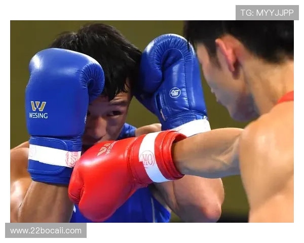 5月2日拳击比赛：激烈对决引发观众热情高涨