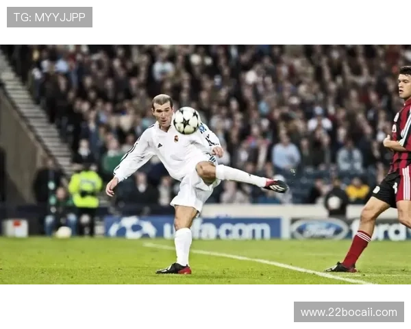 一场足球比赛中主队如何逆转局势赢得胜利